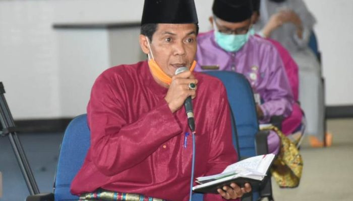 Kadishub Kabupaten Bengkalis:  Djoko Edy Imhar Ajak Penumpang KMP Air Putih dan Sungai Selari Ikuti Imbauan Physical Distancing